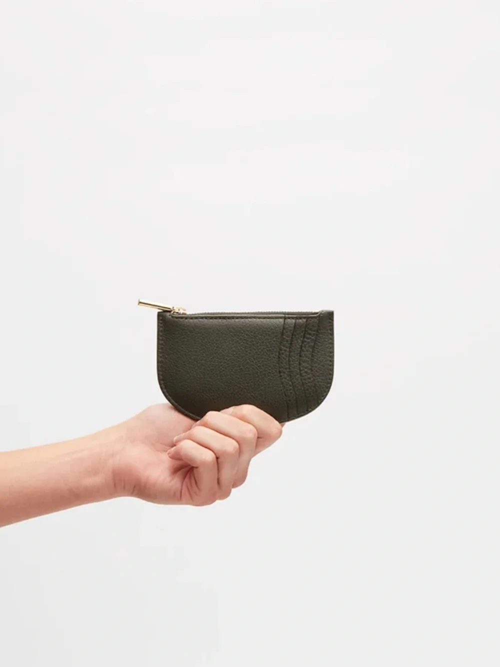 Cuyana Italian leather cardholder dark olive